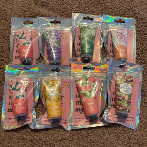 Other - 8 Mini Hand Lotion Gift Sets w/ Inspirational Card